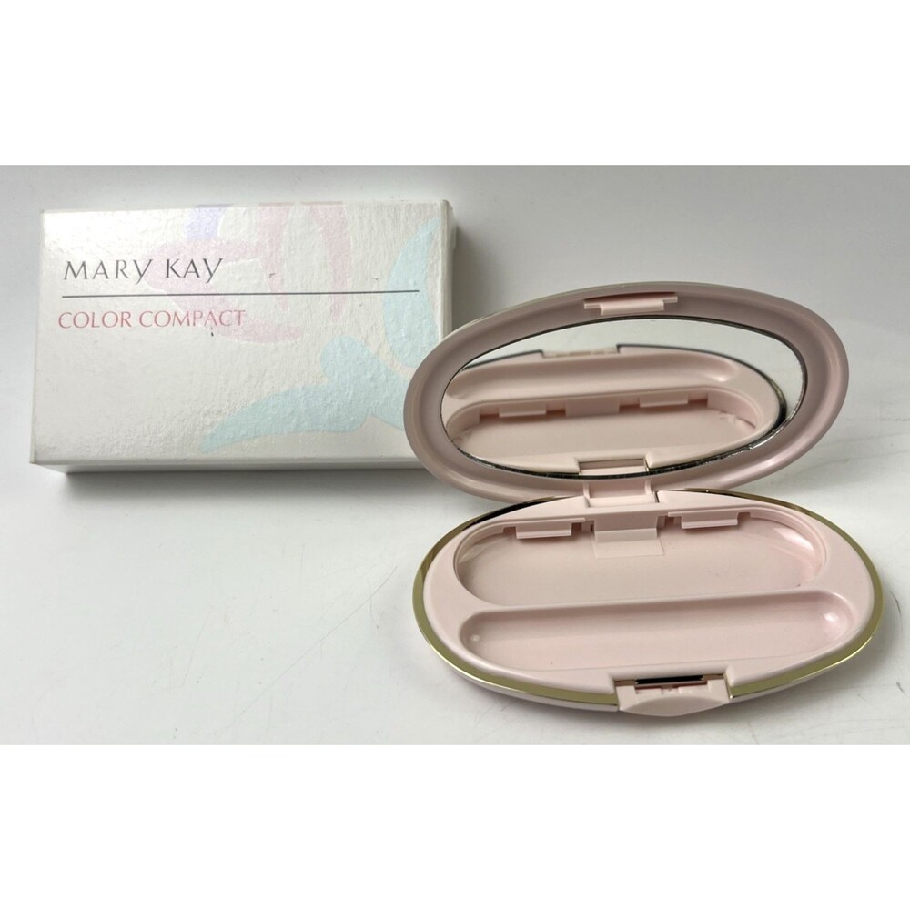 Mary Kay NIB Refillable Color Compact Retired #5455